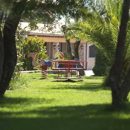 Hotell Feudo Degli Ulivi