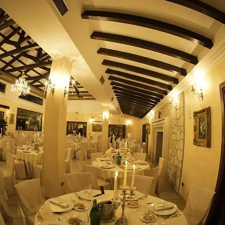 Feudo Degli Ulivi Hotel Borgia