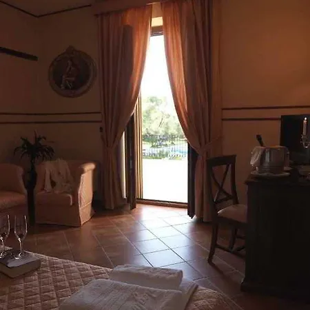 Feudo Degli Ulivi 4*