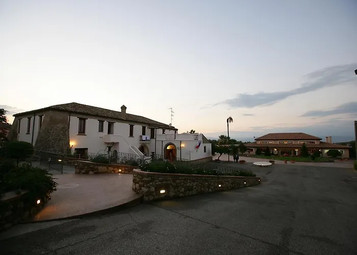 Feudo Degli Ulivi Hotel 4*